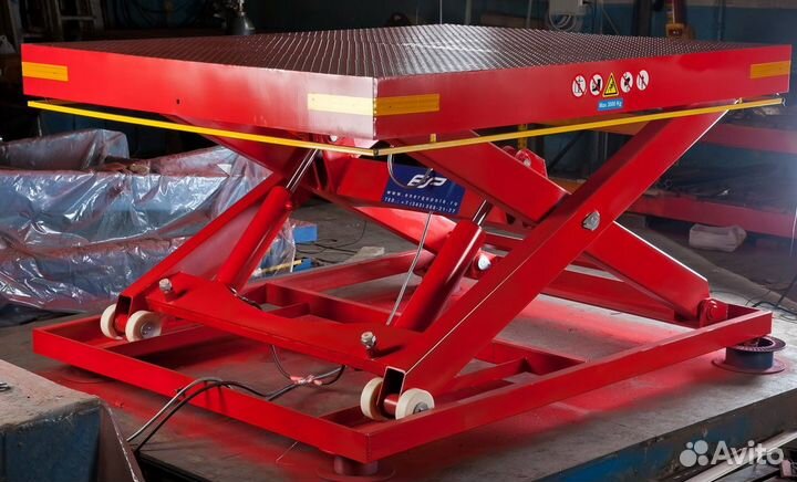 Подъемный стол