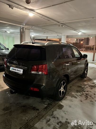 Kia Sorento 2.4 AT, 2011, 245 340 км