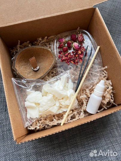 Набор по изготовлению ароматической свечи в кокосе