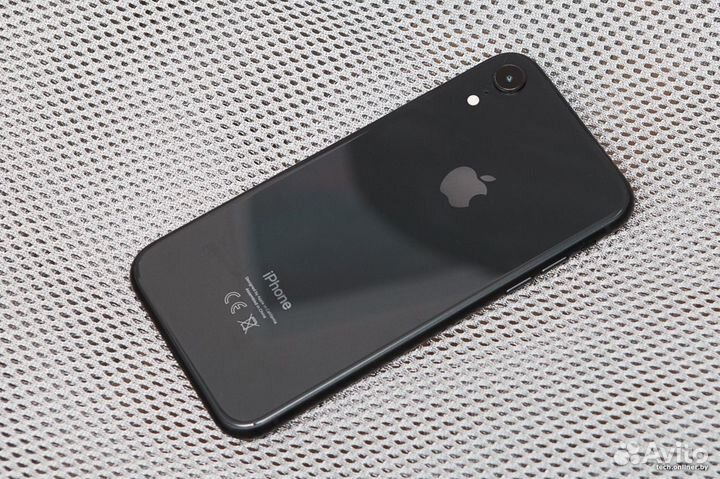 iPhone Xr, 64 ГБ
