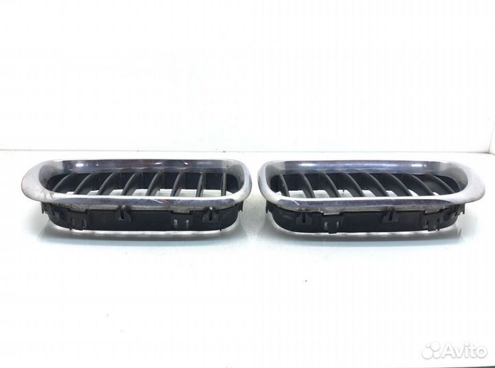 Решетка радиатора 8247674 BMW X5 E53 (1999-2006)