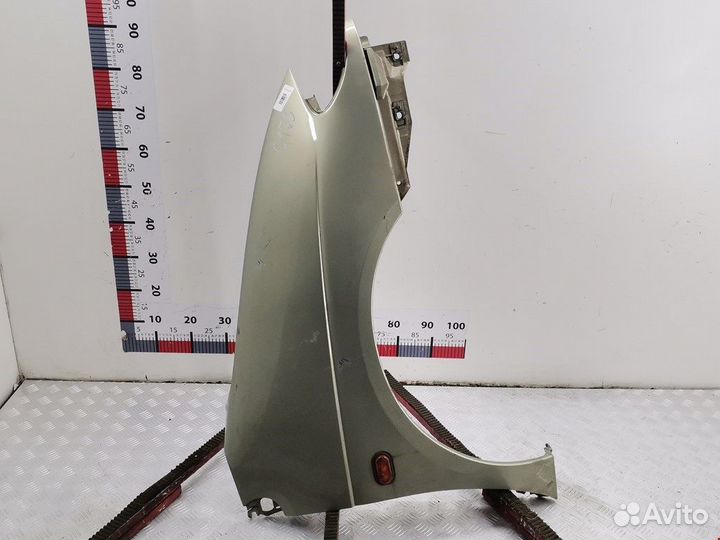 Крыло переднее правое для Renault Scenic 1