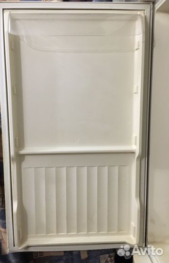 Холодильник Ardo на запчасти или под ремонт