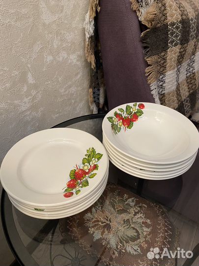 Набор тарелок