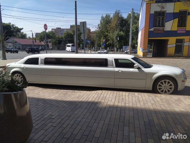 Аренда лимузина на свадьбу, день рождения