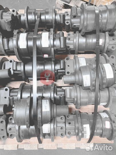 Каток опорный Doosan 9066510