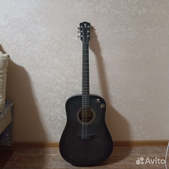 Акустическая гитара