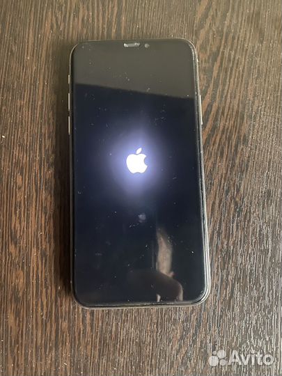iPhone X, 64 ГБ