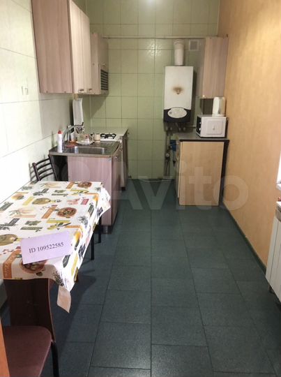 2-к. квартира, 45 м², 1/3 эт.