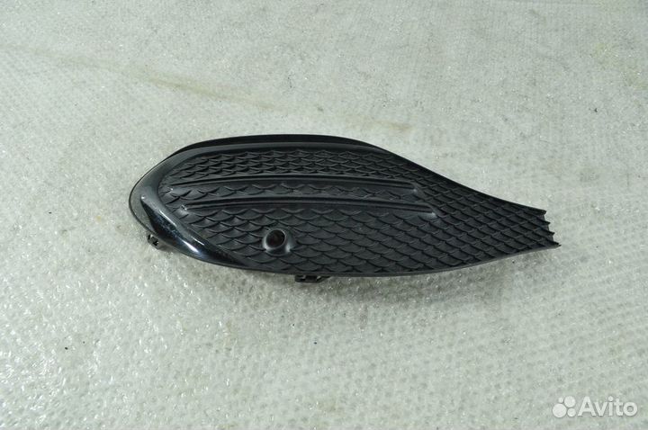 Накладка бампера левая Mercedes 206 19- A2068856501 Б/У