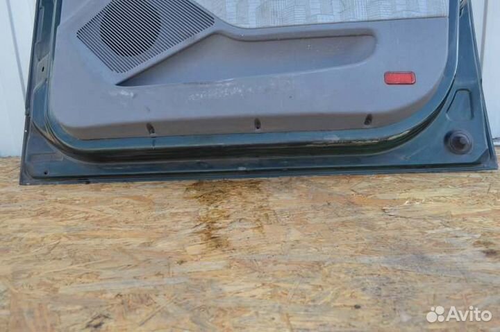 Дверь боковая передняя правая Skoda Fabia