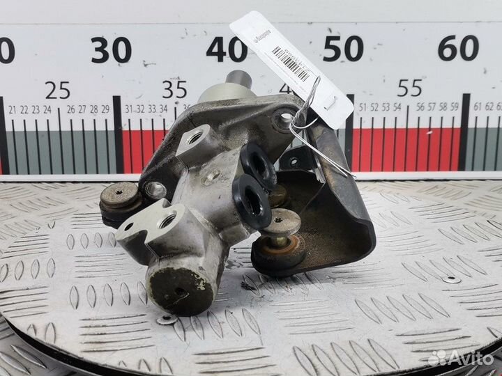 Цилиндр тормозной главный для Volkswagen Polo 3