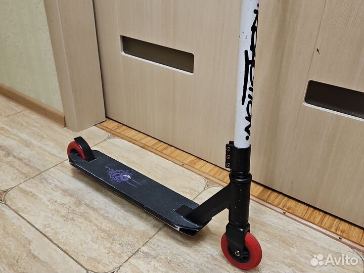 Трюковой самокат