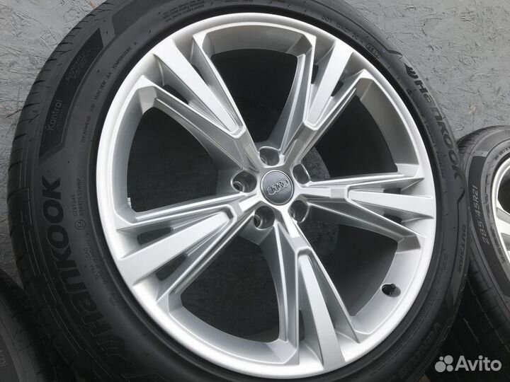 Новые оригинальные колеса Audi Q8 R21