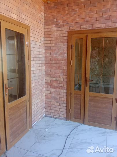 Дверь входная алюминиевая бу