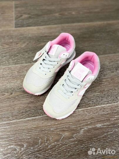 Кроссовки женские new balance
