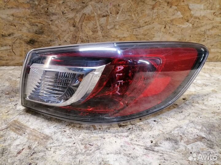 Фонарь правый Mazda 3 BL sedan