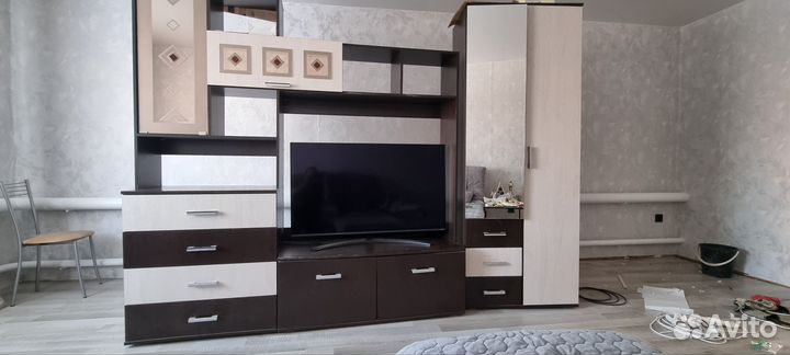 Стенка в гостиную