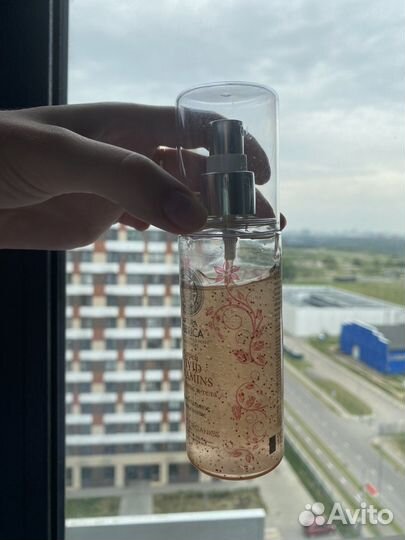 Шампунь Loreal, спрей natura siberica