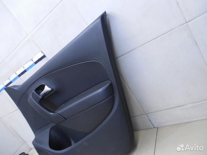 Обшивка двери передней правой Polo (Sed RUS) 2011