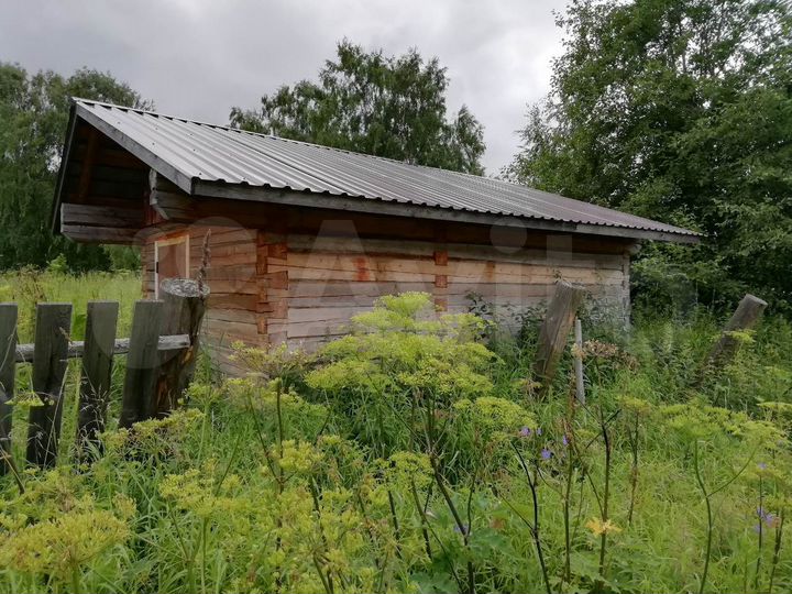 Дом 21,9 м² на участке 10,65 га