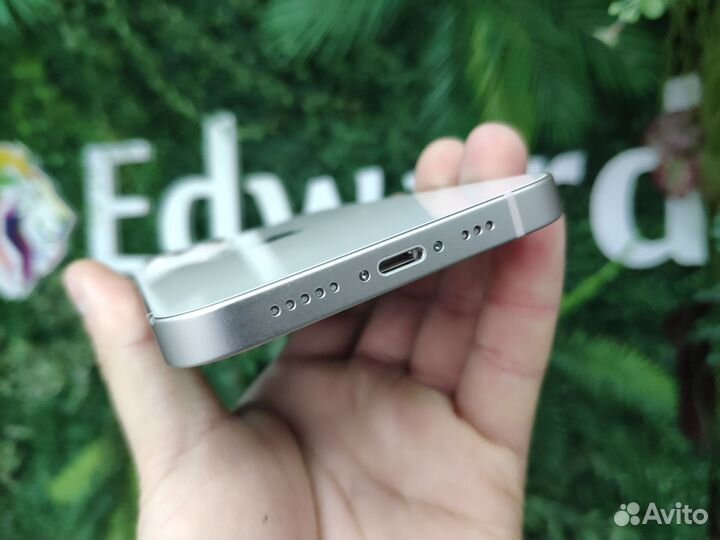iPhone 13, 256 ГБ