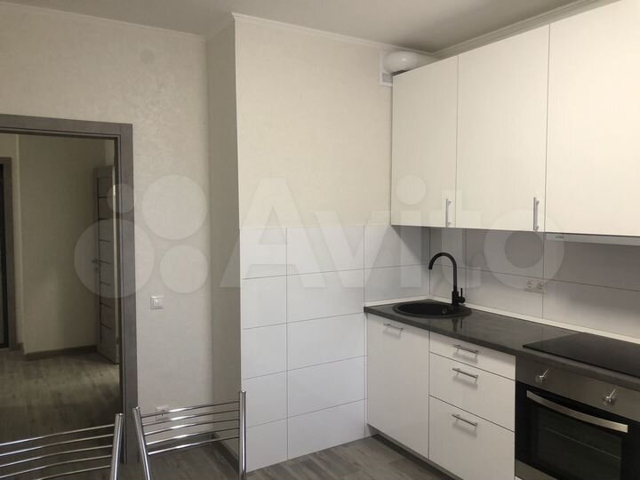 2-к. квартира, 65 м², 9/17 эт.