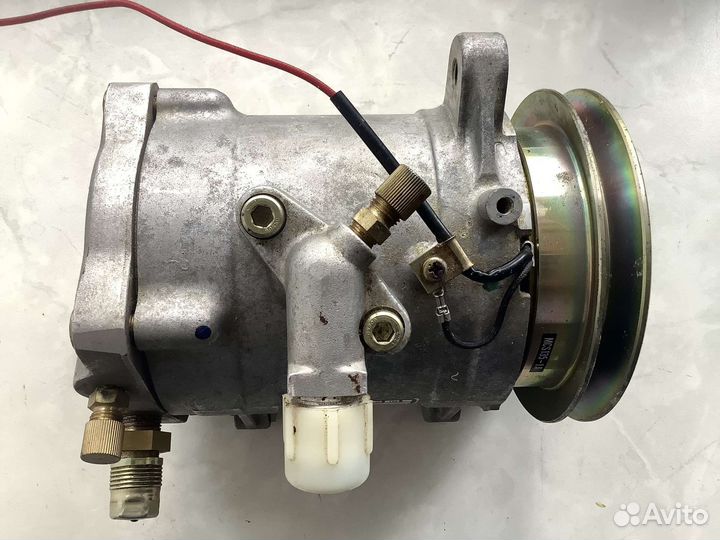 Компрессор кондиционера Hitachi (Новый)