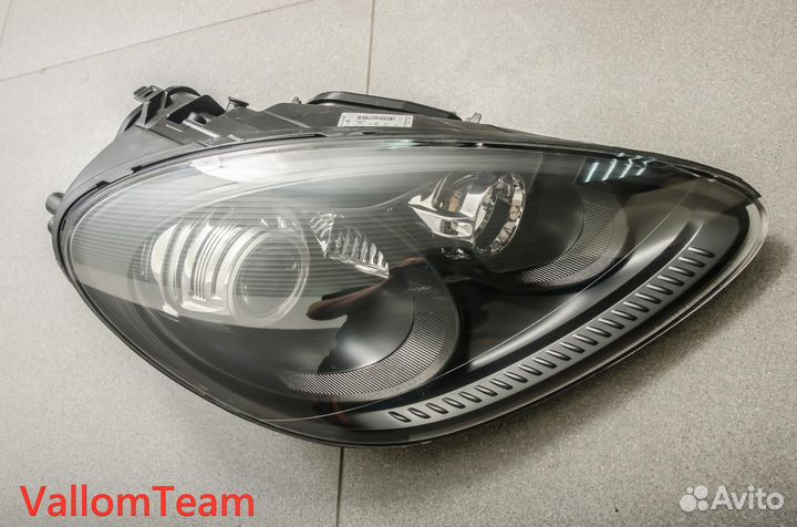 Лот AL26071 Фары адаптивные передние Porsche Cayen