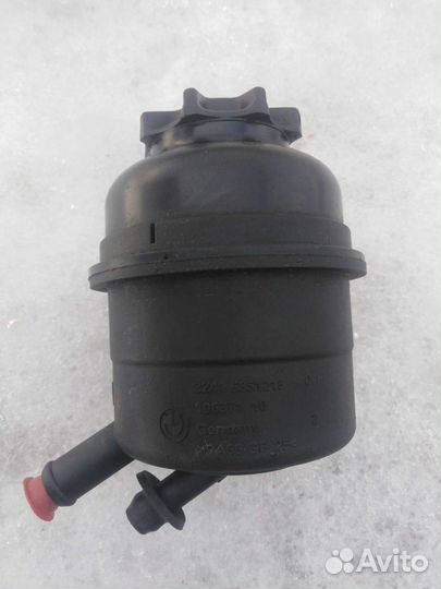 Бачек гидроусилителя бмв е90 91 92 х1 е84