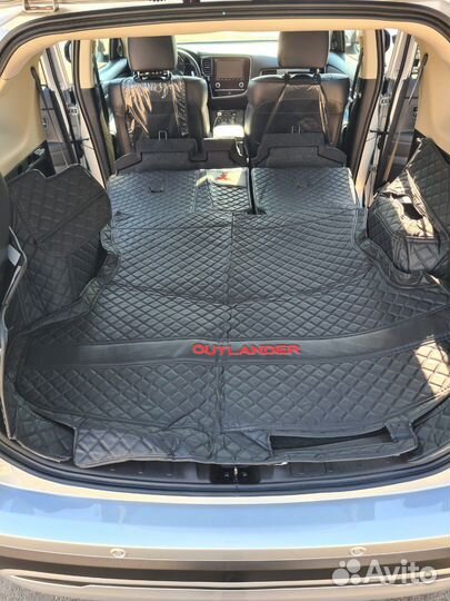 Коврик в багажник Mitsubishi Outlander 3