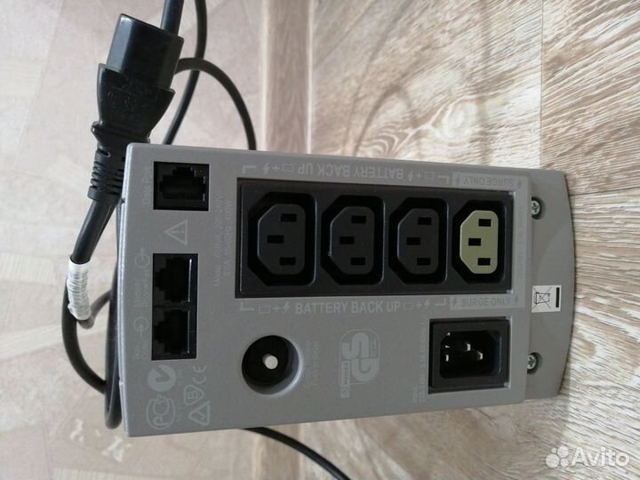 Бесперебойник ибп APC Back-Ups CS650VA (BK650EI)