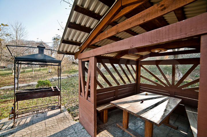 Коттедж 300 м² на участке 40 сот.