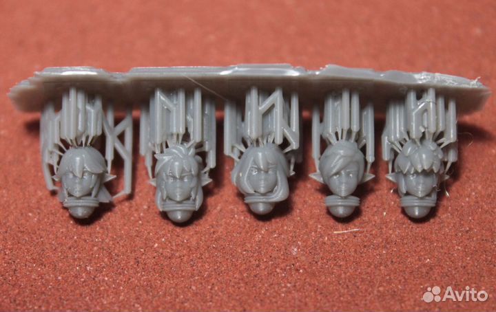 Головы/Битсы для миниатюр Warhammer Сёстры Битвы