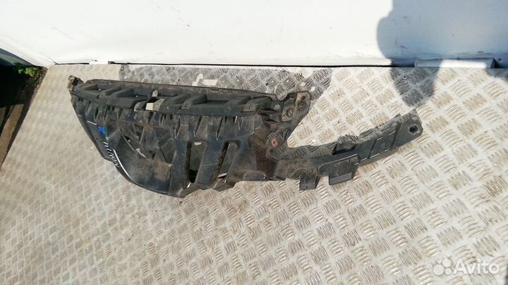 Передняя панель крепления peugeot 308 1 3-9 дней