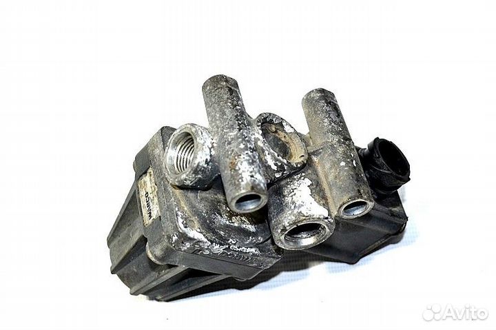 Регулятор давления воздуха mercedes-benz Actros MP