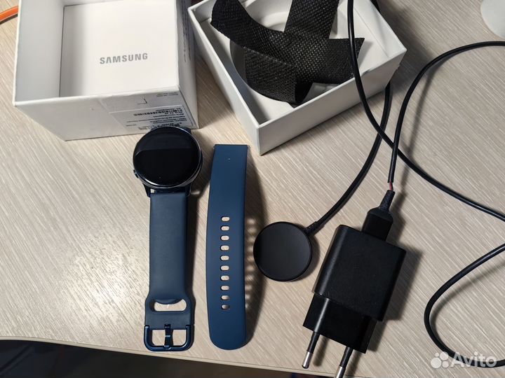 Смарт часы Samsung smart watch active
