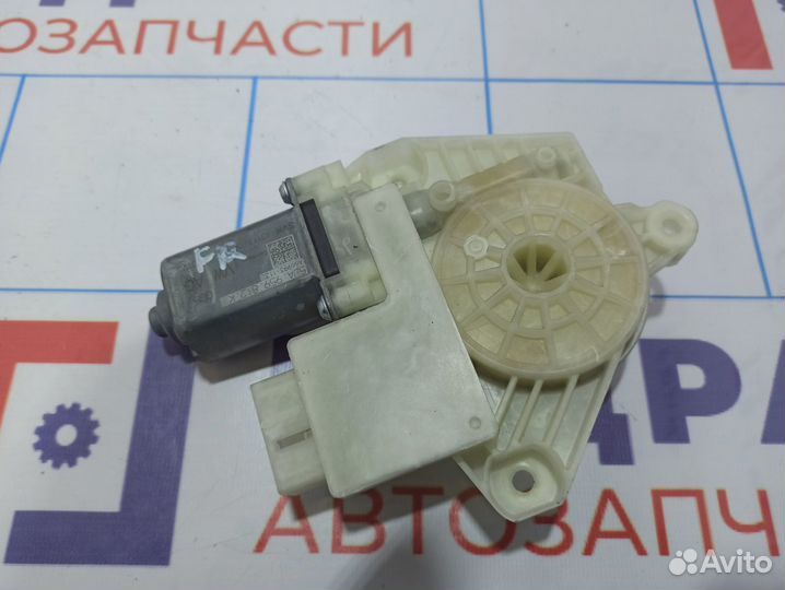 Моторчик стеклоподъемника передний правый Skoda Ra