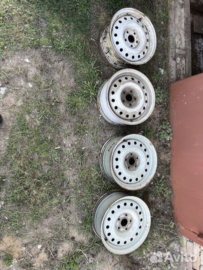 Диски на Волгу r15 5x108