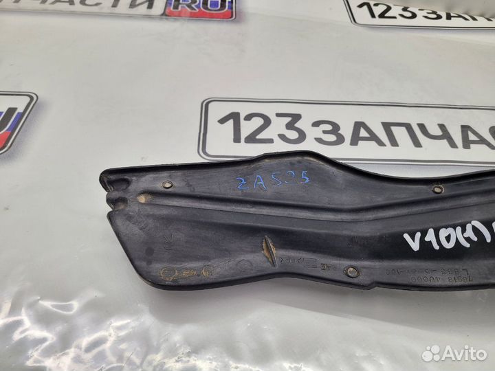 Подкрылок задний правый Nissan Tino V10 QG18DE