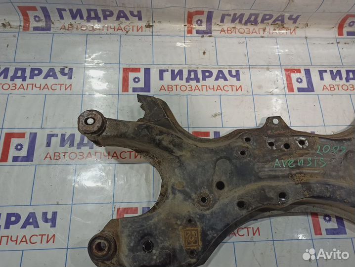 Балка подмоторная Toyota Avensis (T250) 51201-05071