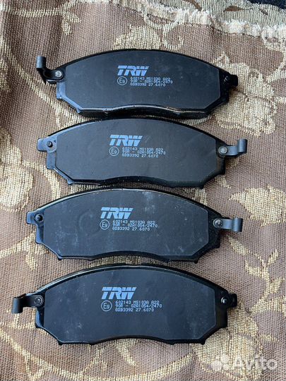 Тормозные колодки TRW