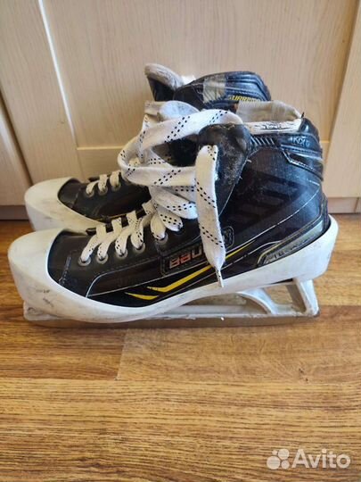 Вратарские коньки bauer nxg total one sr