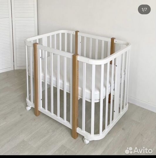 Стильная детская кроватка - трансформер