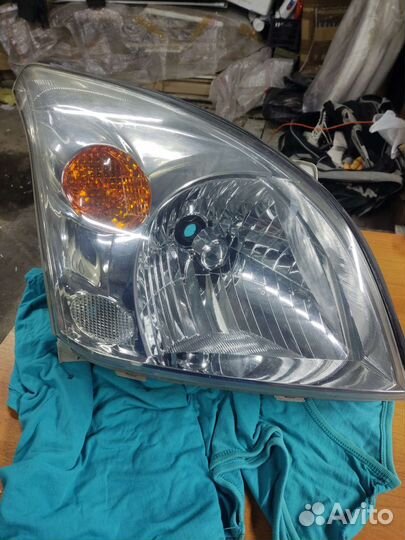 Фара правая Toyota land cruiser prado 120