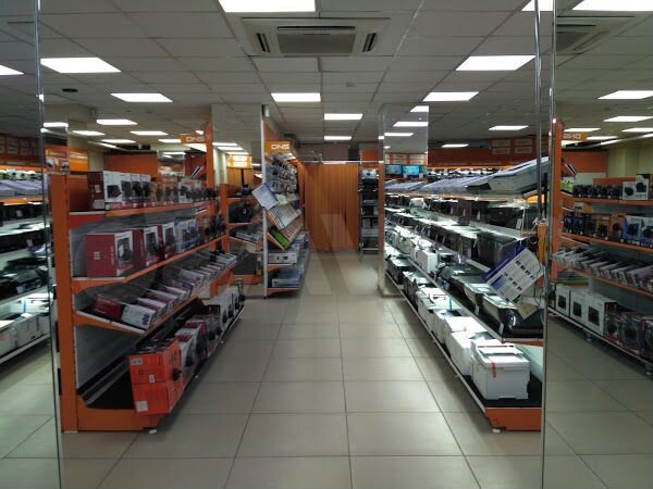 Торговое помещение, 715.1 м²