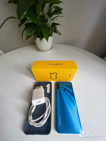 Realme c3