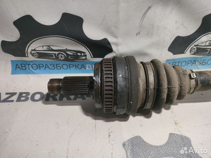 Полуось задняя левая BMW 3-серия E90