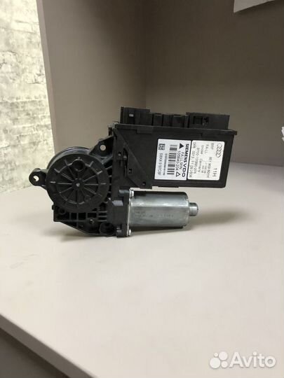 Мотор стеклоподъемника передний левый Ауди А4 8Е