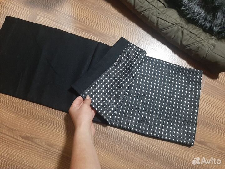 Капюшон с мехом и шарфы вместе очень тёплые